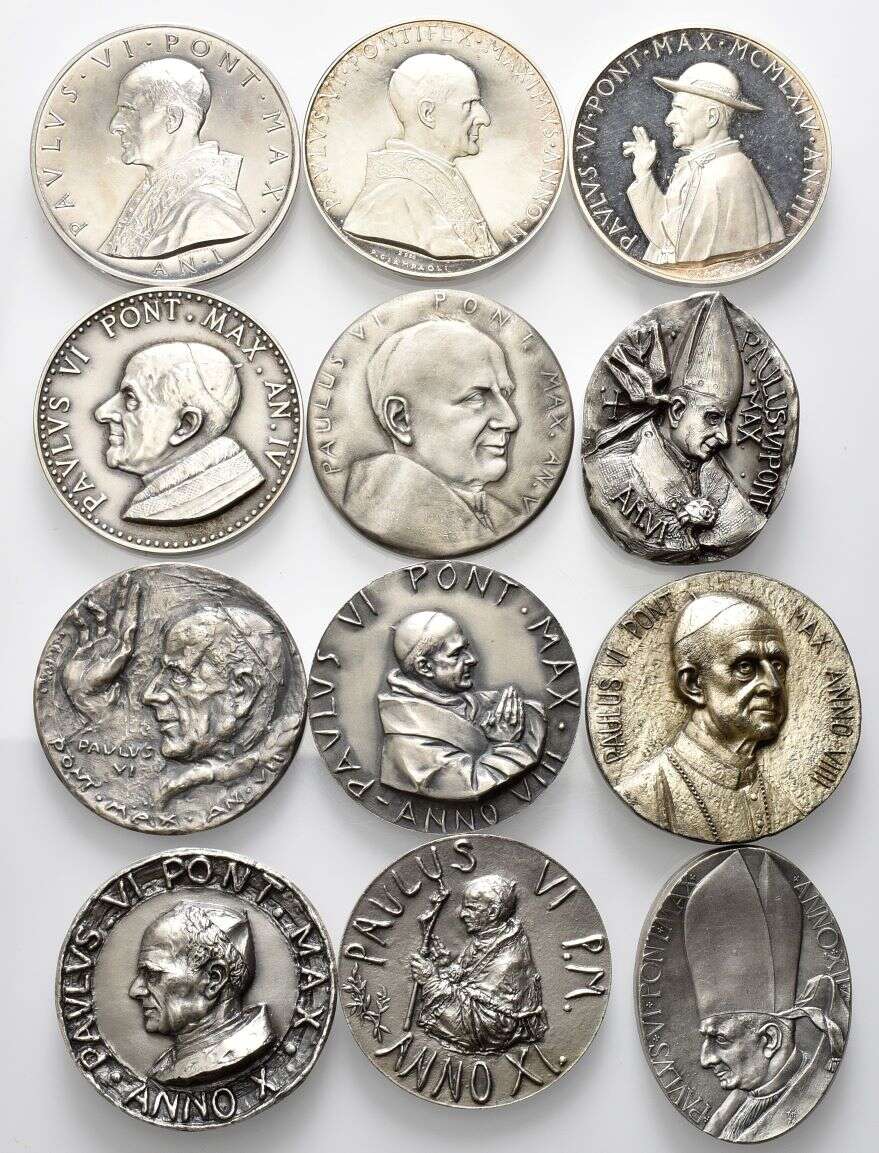 Lotto di 16 medaglie Annuali dall’anno I al XVI.