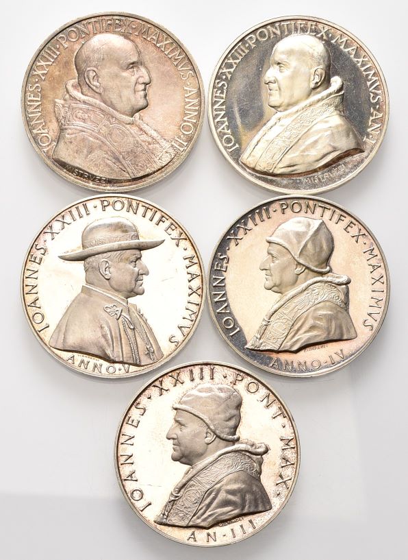 Serie delle 5 medaglie Annuali dall’anno I al V.