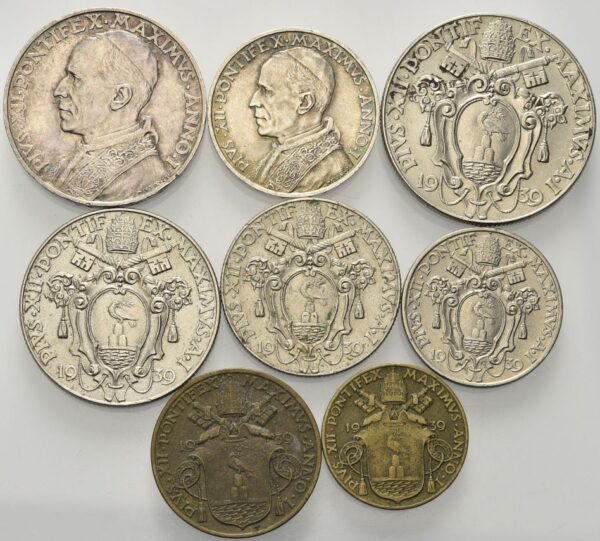 Serie completa di 8 valori 1939 a. I.